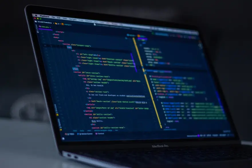 Ingeniería agéntica: cómo los agentes de IA están cambiando el desarrollo de software a medida en 2026